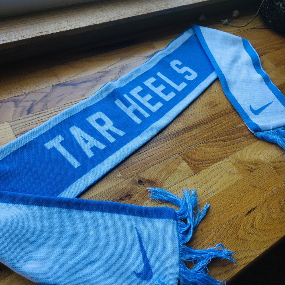 UNC Tar Heels Scarf